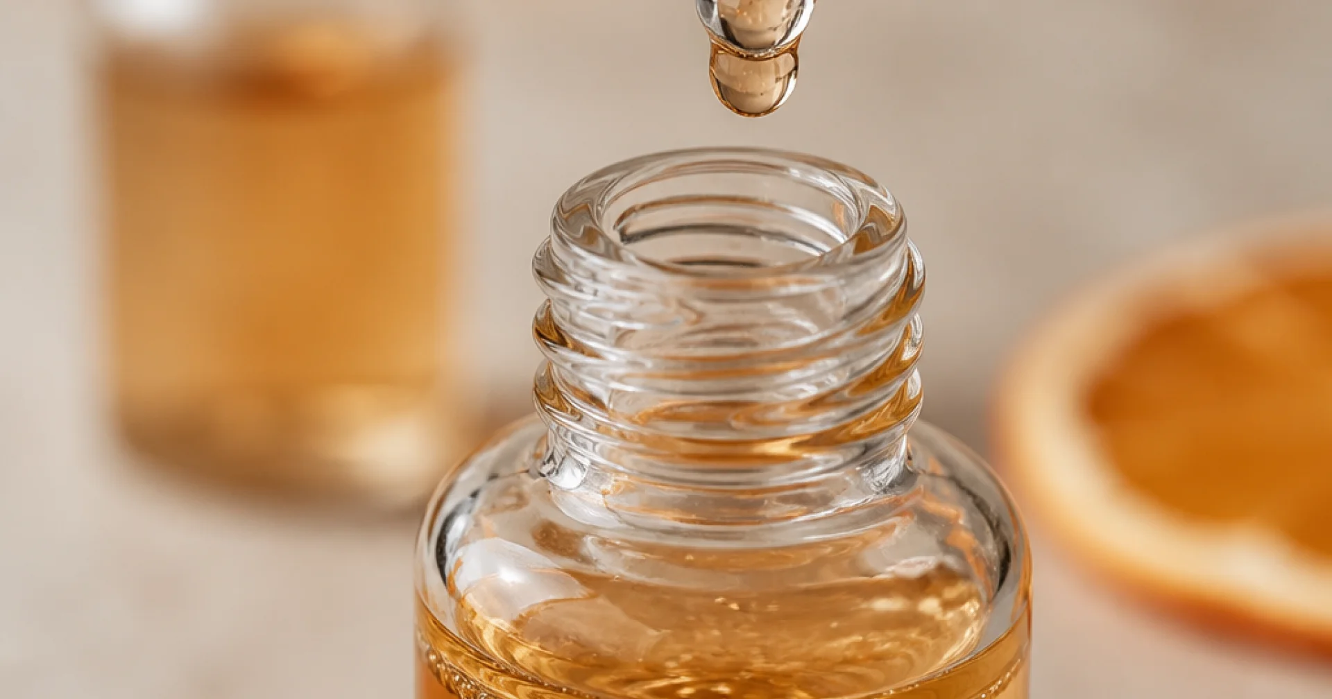 Sérum à la vitamine C : ce qui fait vraiment la différence entre deux flacons