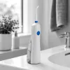 Jet dentaire : vraiment utile ou gadget de salle de bain ?