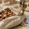 Apaiser le stress avec un coussin à noyaux de cerises : chaleur douce et bien-être ciblé