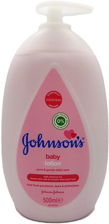 Johnson's Baby Lotion (1 x 500 ml) Lotion corporelle nourrissante et hypoallergénique pour bébé pour peaux délicates à l'huile de noix de coco pour une protection contre l'humidité 24h