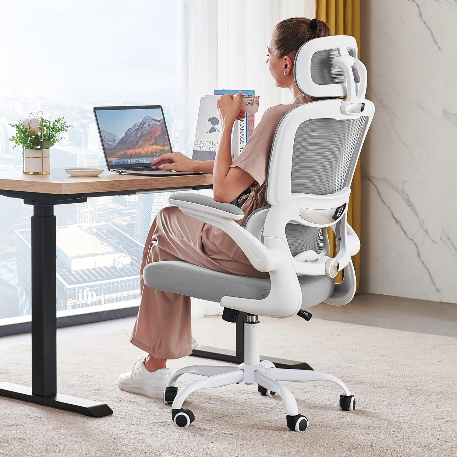 TRALT Chaise de Bureau Chaise de Bureau Mesh Ordinateur de Bureau avec Roues Chaise de Bureau Ergonomique Hauteur réglable Chaise pivotante Chaise de Travail (Gris Clair)