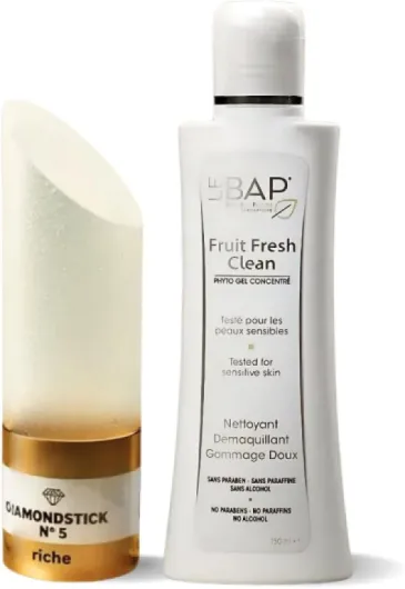 DiamondStick – Peeling Visage par Microdermabrasion poussière de Diamant - Réduit Rides, Tâches Pigmentaires, Cernes, Points Noirs, Poils Incarnés & Pores - Soin Anti-Âge - exfolie cicatrices d'acné