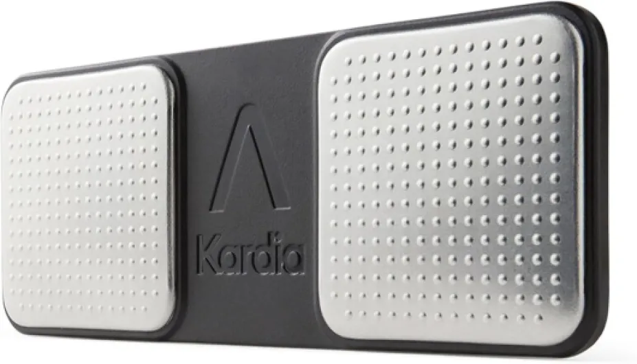 KardiaMobile - Le moniteur ECG personnel connecté - Détectez la fibrillation auriculaire en seulement 30 secondes - à tout moment, n'importe où - Distribué par OMRON KardiaMobile Moniteur électrocardiographique personnel