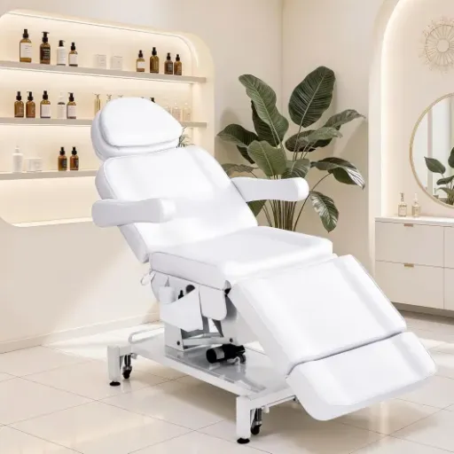 Test Barberpub Fauteuil de beauté électrique 3 moteurs : la table esthétique qui fait (presque) tout toute seule